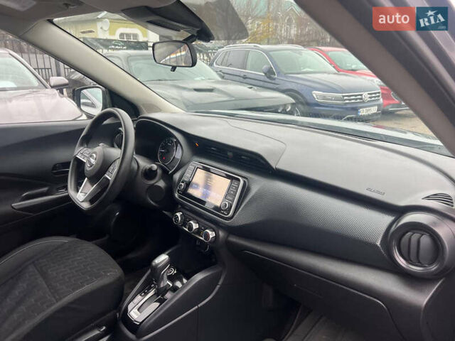 Сірий Ніссан Kicks, об'ємом двигуна 1.6 л та пробігом 134 тис. км за 13900 $, фото 12 на Automoto.ua