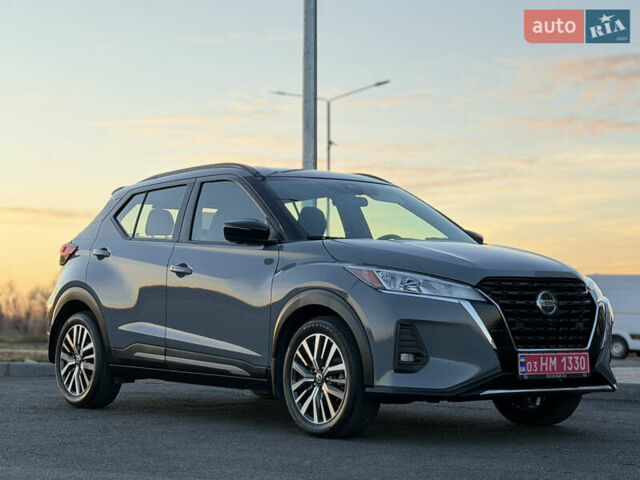 Серый Ниссан Kicks, объемом двигателя 1.6 л и пробегом 60 тыс. км за 16555 $, фото 10 на Automoto.ua