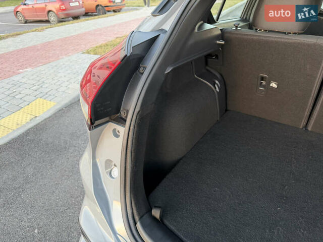 Серый Ниссан Kicks, объемом двигателя 1.6 л и пробегом 60 тыс. км за 16555 $, фото 76 на Automoto.ua