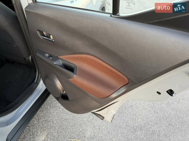 Серый Ниссан Kicks, объемом двигателя 1.6 л и пробегом 60 тыс. км за 16555 $, фото 64 на Automoto.ua