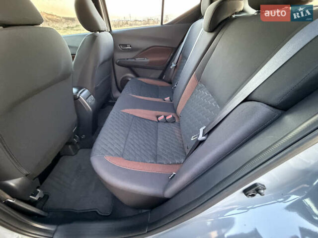 Серый Ниссан Kicks, объемом двигателя 1.6 л и пробегом 60 тыс. км за 16555 $, фото 57 на Automoto.ua