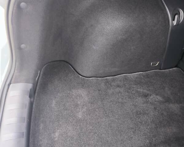 Серый Ниссан Kicks, объемом двигателя 1.6 л и пробегом 59 тыс. км за 14800 $, фото 16 на Automoto.ua