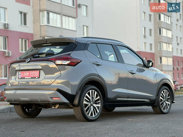 Серый Ниссан Kicks, объемом двигателя 1.6 л и пробегом 60 тыс. км за 16555 $, фото 30 на Automoto.ua