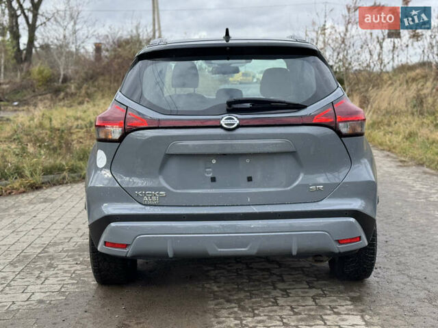 Серый Ниссан Kicks, объемом двигателя 1.6 л и пробегом 122 тыс. км за 12100 $, фото 5 на Automoto.ua