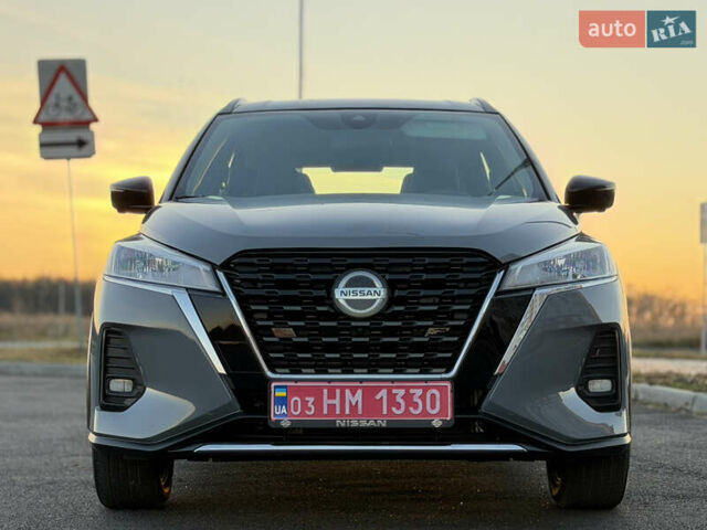 Серый Ниссан Kicks, объемом двигателя 1.6 л и пробегом 60 тыс. км за 16555 $, фото 26 на Automoto.ua