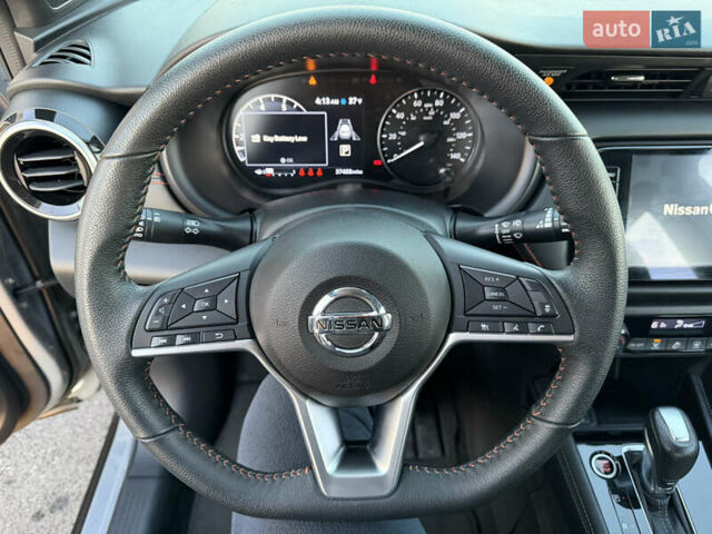 Серый Ниссан Kicks, объемом двигателя 1.6 л и пробегом 60 тыс. км за 16555 $, фото 50 на Automoto.ua