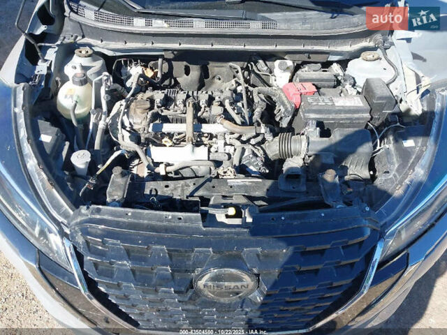 Серый Ниссан Kicks, объемом двигателя 1.6 л и пробегом 48 тыс. км за 3000 $, фото 7 на Automoto.ua