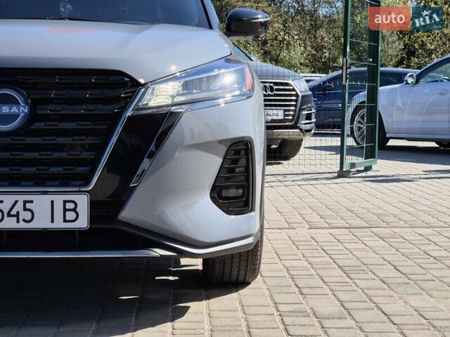 Сірий Ніссан Kicks, об'ємом двигуна 1.6 л та пробігом 49 тис. км за 19999 $, фото 9 на Automoto.ua