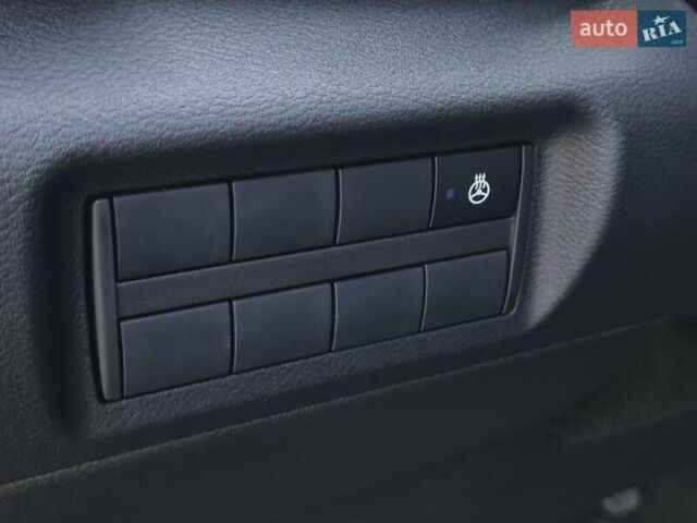 Сірий Ніссан Kicks, об'ємом двигуна 1.6 л та пробігом 49 тис. км за 19999 $, фото 41 на Automoto.ua