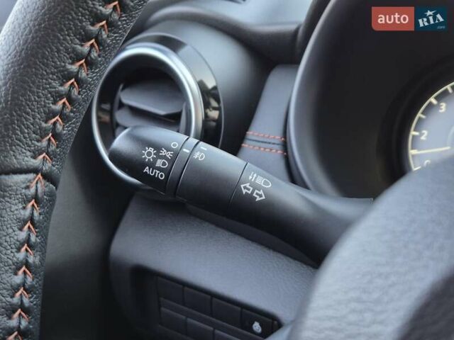 Сірий Ніссан Kicks, об'ємом двигуна 1.6 л та пробігом 49 тис. км за 19999 $, фото 45 на Automoto.ua