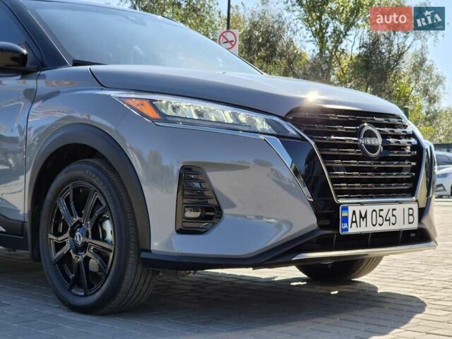 Сірий Ніссан Kicks, об'ємом двигуна 1.6 л та пробігом 49 тис. км за 19999 $, фото 7 на Automoto.ua