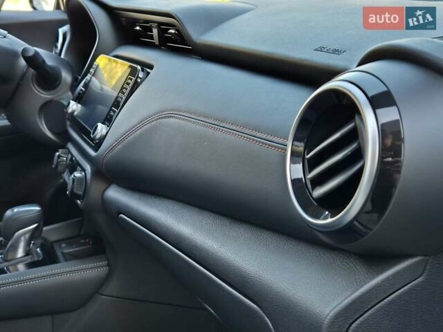 Сірий Ніссан Kicks, об'ємом двигуна 1.6 л та пробігом 49 тис. км за 19999 $, фото 34 на Automoto.ua