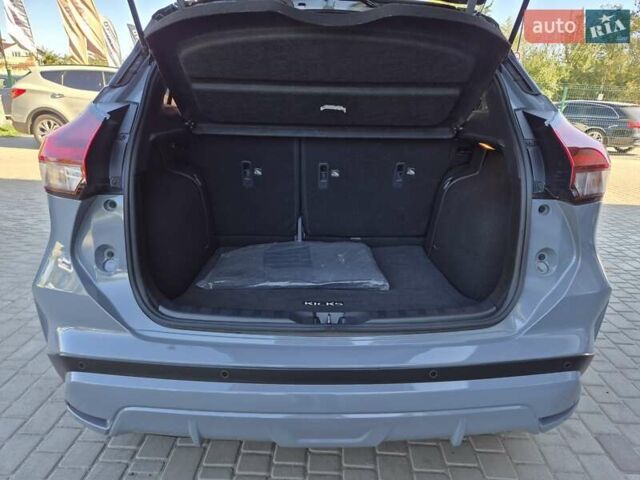 Сірий Ніссан Kicks, об'ємом двигуна 1.6 л та пробігом 49 тис. км за 19999 $, фото 27 на Automoto.ua