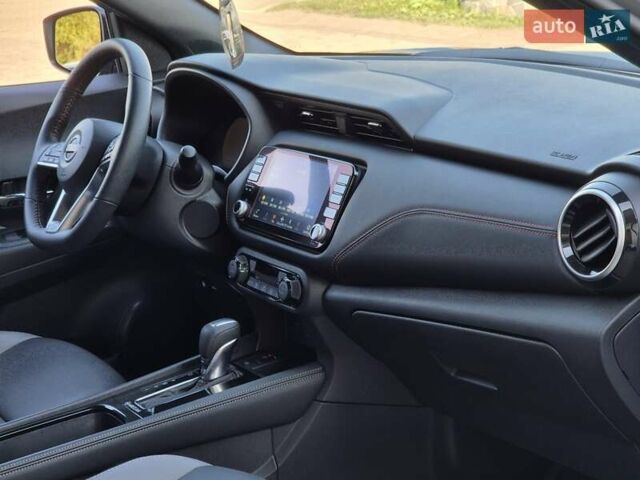Сірий Ніссан Kicks, об'ємом двигуна 1.6 л та пробігом 49 тис. км за 19999 $, фото 32 на Automoto.ua