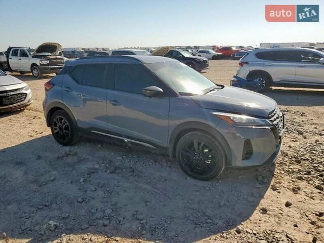 Серый Ниссан Kicks, объемом двигателя 1.6 л и пробегом 8 тыс. км за 4500 $, фото 3 на Automoto.ua