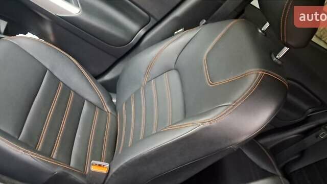 Помаранчевий Ніссан Kicks, об'ємом двигуна 1.6 л та пробігом 35 тис. км за 15700 $, фото 10 на Automoto.ua