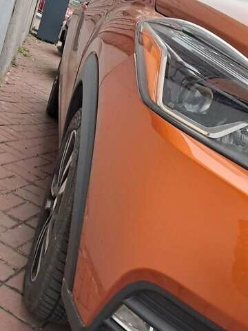 Помаранчевий Ніссан Kicks, об'ємом двигуна 1.6 л та пробігом 35 тис. км за 15700 $, фото 9 на Automoto.ua