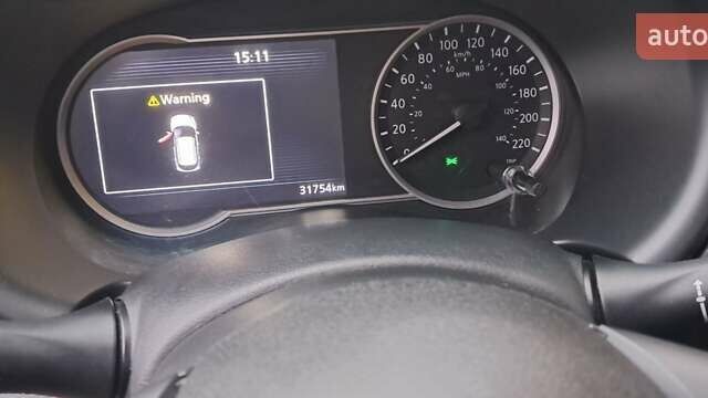 Помаранчевий Ніссан Kicks, об'ємом двигуна 1.6 л та пробігом 35 тис. км за 15700 $, фото 12 на Automoto.ua