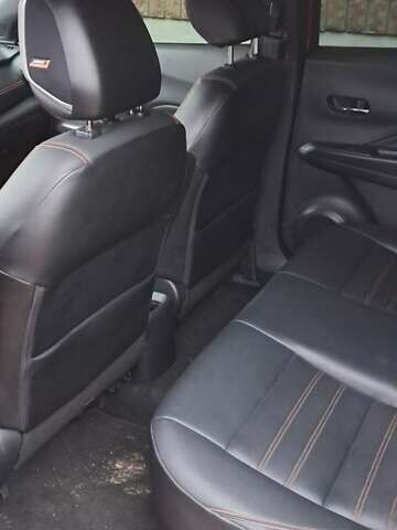 Помаранчевий Ніссан Kicks, об'ємом двигуна 1.6 л та пробігом 35 тис. км за 15700 $, фото 15 на Automoto.ua