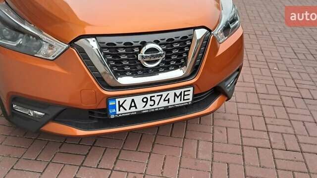 Помаранчевий Ніссан Kicks, об'ємом двигуна 1.6 л та пробігом 35 тис. км за 15700 $, фото 7 на Automoto.ua