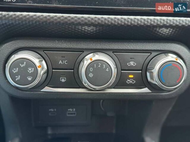 Оранжевый Ниссан Kicks, объемом двигателя 1.6 л и пробегом 7 тыс. км за 19690 $, фото 19 на Automoto.ua