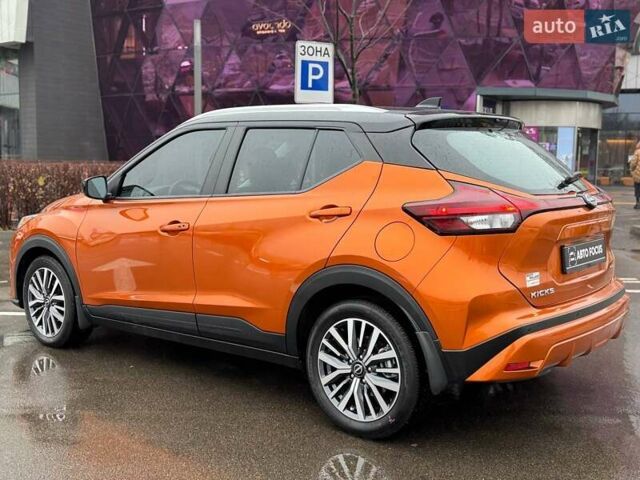 Оранжевый Ниссан Kicks, объемом двигателя 1.6 л и пробегом 7 тыс. км за 19690 $, фото 4 на Automoto.ua