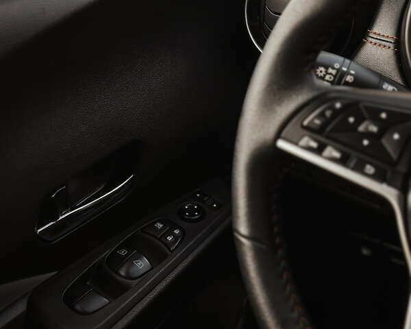 Помаранчевий Ніссан Kicks, об'ємом двигуна 0 л та пробігом 20 тис. км за 21000 $, фото 8 на Automoto.ua