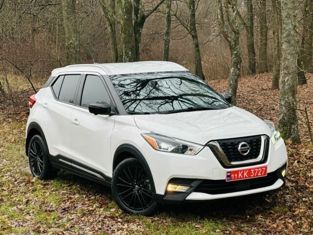 Белый Ниссан Kix, объемом двигателя 1.6 л и пробегом 96 тыс. км за 14500 $, фото 1 на Automoto.ua