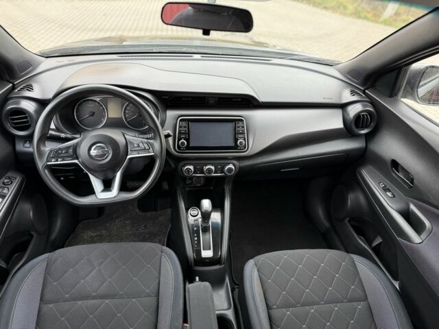 Черный Ниссан Kix, объемом двигателя 1.6 л и пробегом 93 тыс. км за 13500 $, фото 6 на Automoto.ua