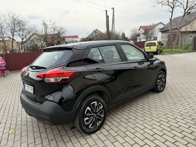 Черный Ниссан Kix, объемом двигателя 1.6 л и пробегом 93 тыс. км за 13500 $, фото 4 на Automoto.ua