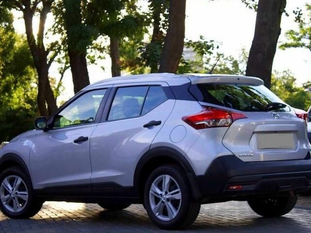 Сірий Ніссан Kix, об'ємом двигуна 0 л та пробігом 86 тис. км за 8900 $, фото 5 на Automoto.ua