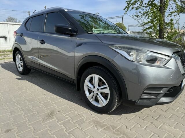 Сірий Ніссан Kix, об'ємом двигуна 1.6 л та пробігом 72 тис. км за 14300 $, фото 3 на Automoto.ua