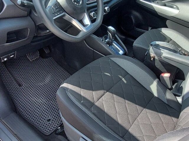 Сірий Ніссан Kix, об'ємом двигуна 0 л та пробігом 33 тис. км за 14900 $, фото 14 на Automoto.ua