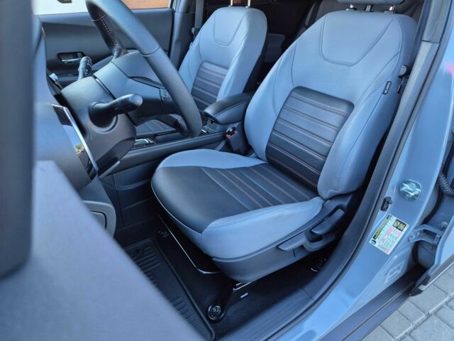 Сірий Ніссан Kix, об'ємом двигуна 1.6 л та пробігом 49 тис. км за 19499 $, фото 10 на Automoto.ua