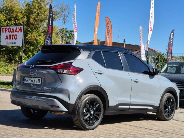 Сірий Ніссан Kix, об'ємом двигуна 1.6 л та пробігом 49 тис. км за 19499 $, фото 4 на Automoto.ua