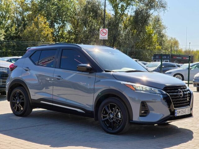 Сірий Ніссан Kix, об'ємом двигуна 1.6 л та пробігом 49 тис. км за 19499 $, фото 2 на Automoto.ua