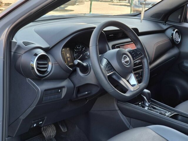 Сірий Ніссан Kix, об'ємом двигуна 1.6 л та пробігом 49 тис. км за 19499 $, фото 9 на Automoto.ua