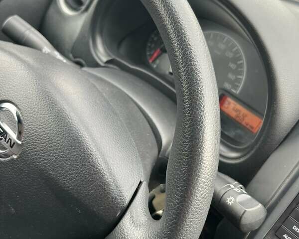 Белый Ниссан Latio, объемом двигателя 1.2 л и пробегом 68 тыс. км за 7500 $, фото 86 на Automoto.ua