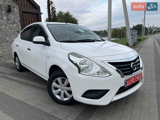 Белый Ниссан Latio, объемом двигателя 1.2 л и пробегом 68 тыс. км за 7500 $, фото 56 на Automoto.ua