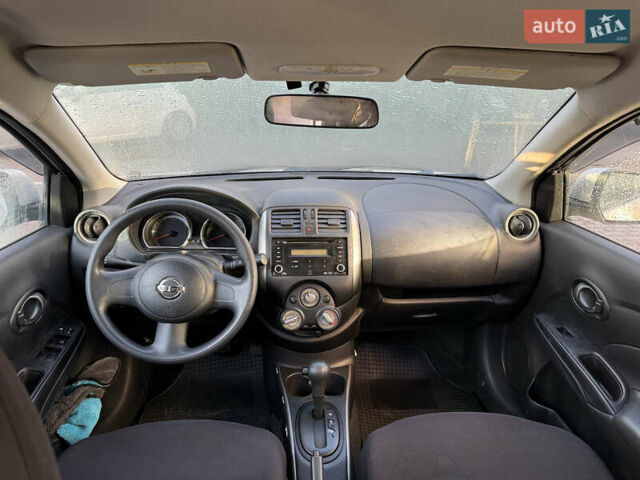 Серый Ниссан Latio, объемом двигателя 0 л и пробегом 95 тыс. км за 5900 $, фото 10 на Automoto.ua