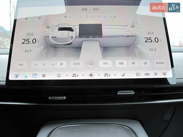 Серый Ниссан N7, объемом двигателя 0 л и пробегом 2 тыс. км за 36800 $, фото 69 на Automoto.ua