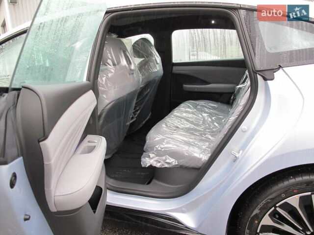 Серый Ниссан N7, объемом двигателя 0 л и пробегом 2 тыс. км за 36800 $, фото 126 на Automoto.ua