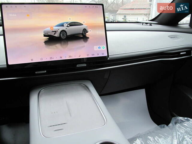 Серый Ниссан N7, объемом двигателя 0 л и пробегом 2 тыс. км за 36800 $, фото 86 на Automoto.ua