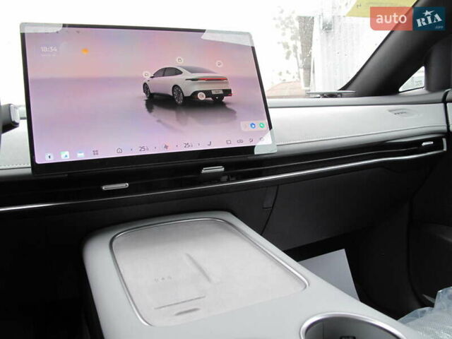 Серый Ниссан N7, объемом двигателя 0 л и пробегом 2 тыс. км за 36800 $, фото 64 на Automoto.ua