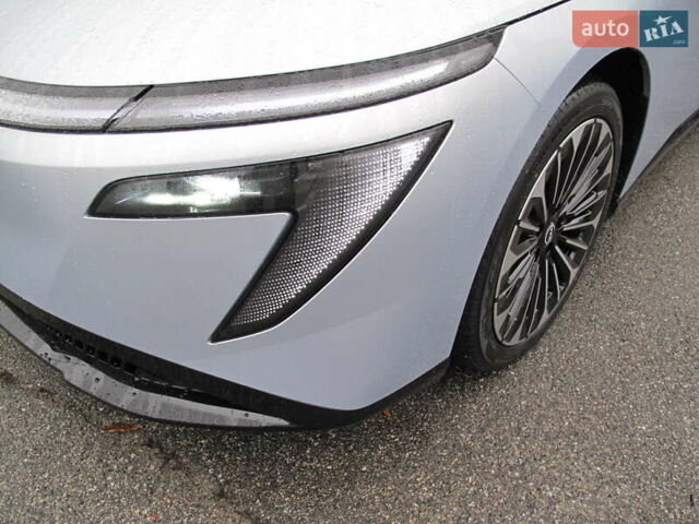 Серый Ниссан N7, объемом двигателя 0 л и пробегом 2 тыс. км за 36800 $, фото 94 на Automoto.ua