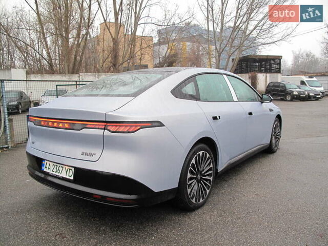 Серый Ниссан N7, объемом двигателя 0 л и пробегом 2 тыс. км за 36800 $, фото 9 на Automoto.ua