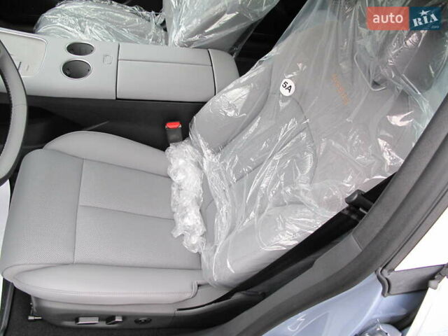 Серый Ниссан N7, объемом двигателя 0 л и пробегом 2 тыс. км за 36800 $, фото 120 на Automoto.ua