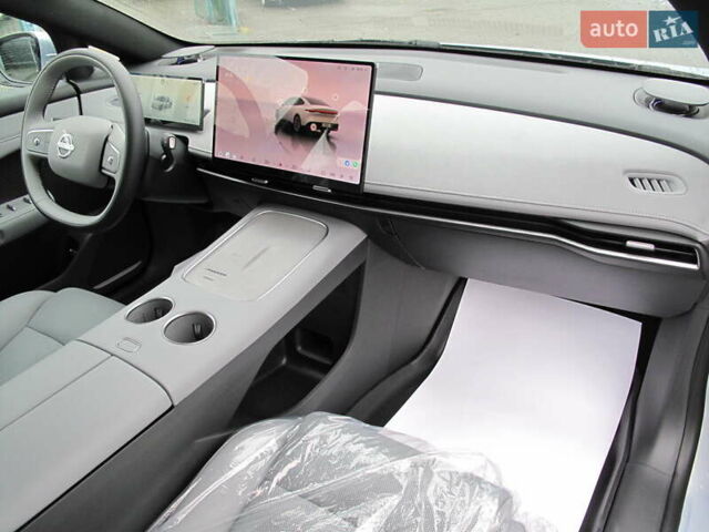 Серый Ниссан N7, объемом двигателя 0 л и пробегом 2 тыс. км за 36800 $, фото 32 на Automoto.ua