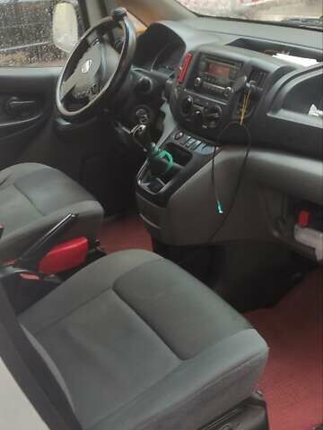 Білий Ніссан NV200, об'ємом двигуна 1.46 л та пробігом 268 тис. км за 5500 $, фото 4 на Automoto.ua