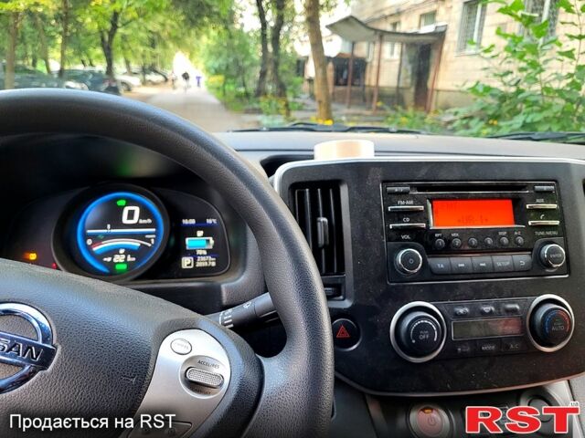 Белый Ниссан NV200, объемом двигателя 80 л и пробегом 23 тыс. км за 15900 $, фото 7 на Automoto.ua